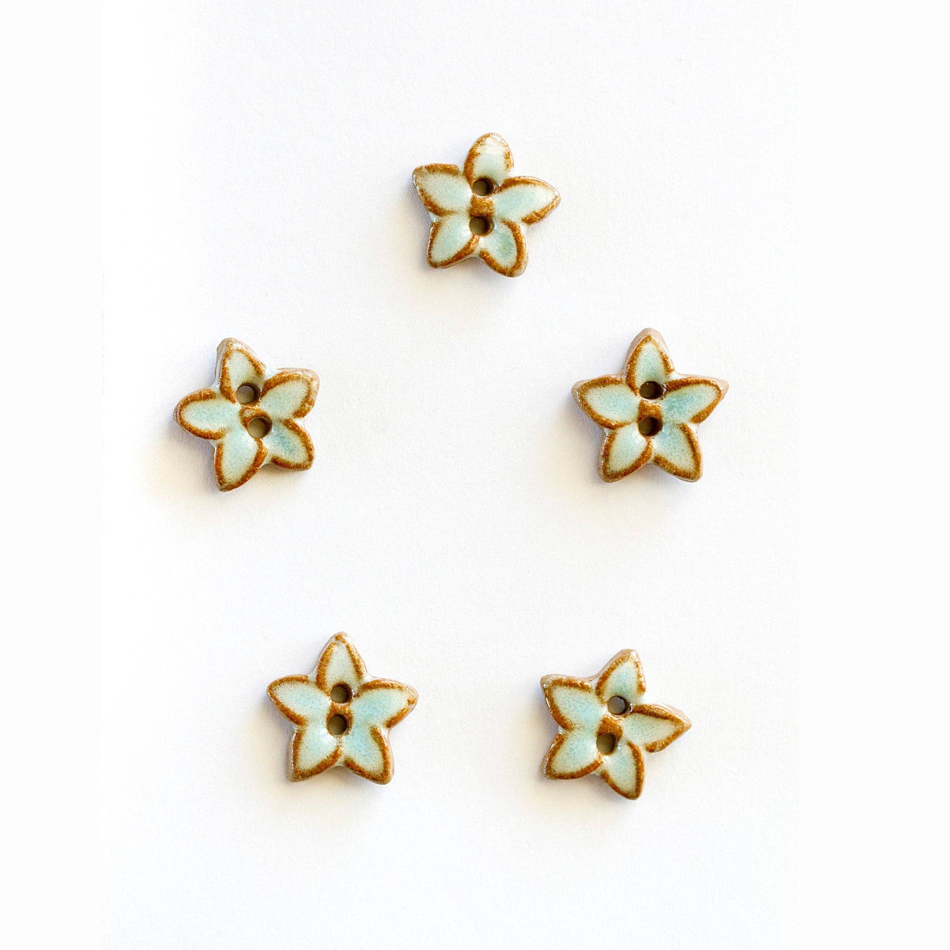 Star Floral Buttons (L605)