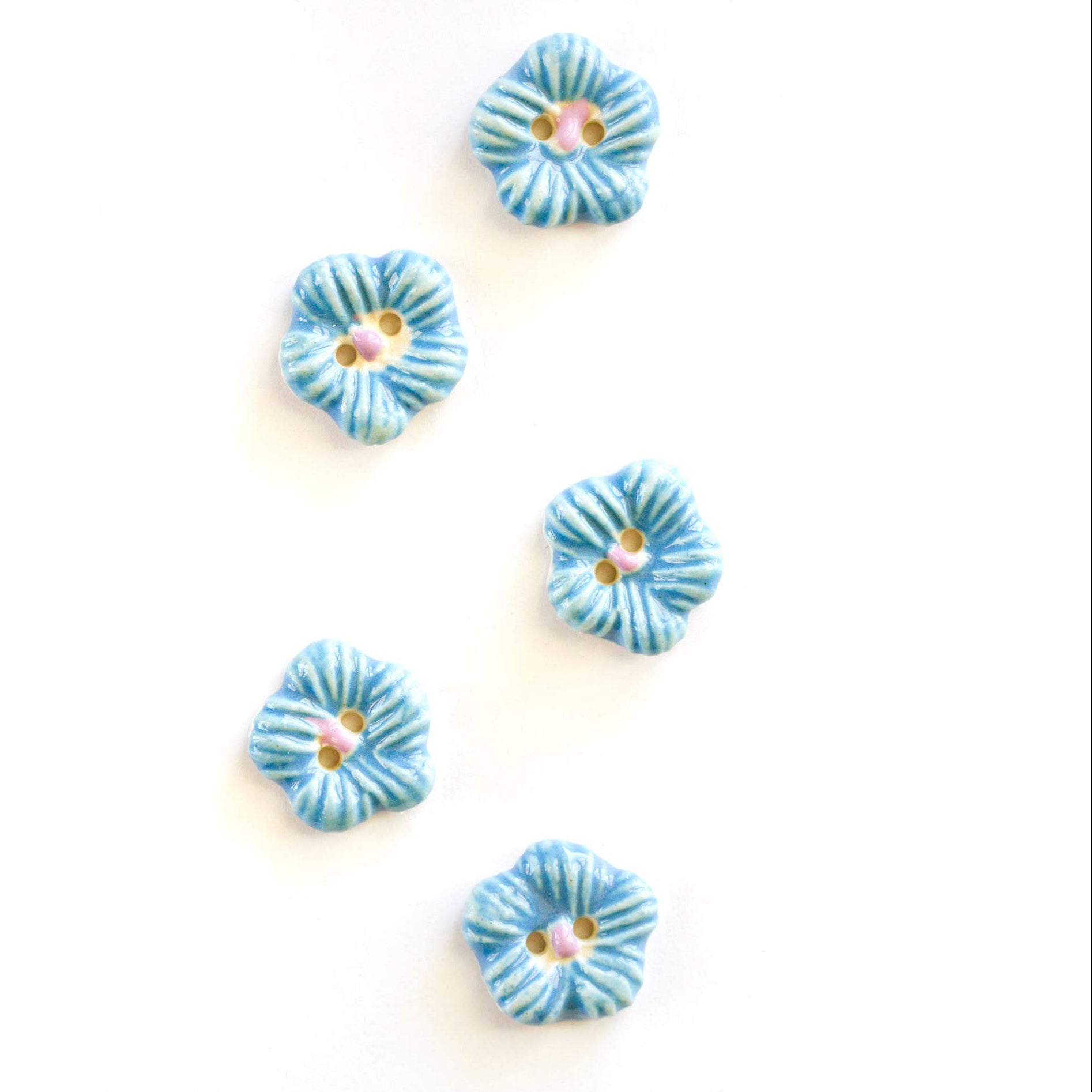 Light Blue Flowers (L86)